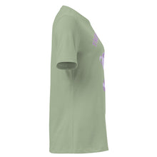 Charger l'image dans la galerie, Trophy Mom Women's Relaxed T-Shirt - T - SHIRT - Cloutropolis