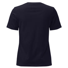 Charger l'image dans la galerie, Trophy Mom Women's Relaxed T-Shirt - T - SHIRT - Cloutropolis