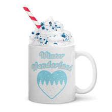 गैलरी व्यूवर में इमेज लोड करें, Winter Wonderland White Glossy Mug - MUG - Cloutropolis